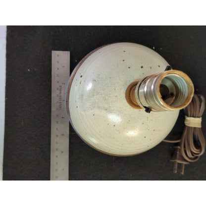 Vintage Studio Art Pottery Small Desk Side Table Single Bulb Lamp
