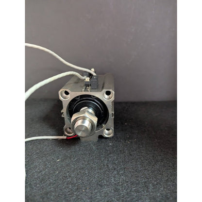 SMC CDQ2B50-40DCM-J77 compact air cylinder NEW oem