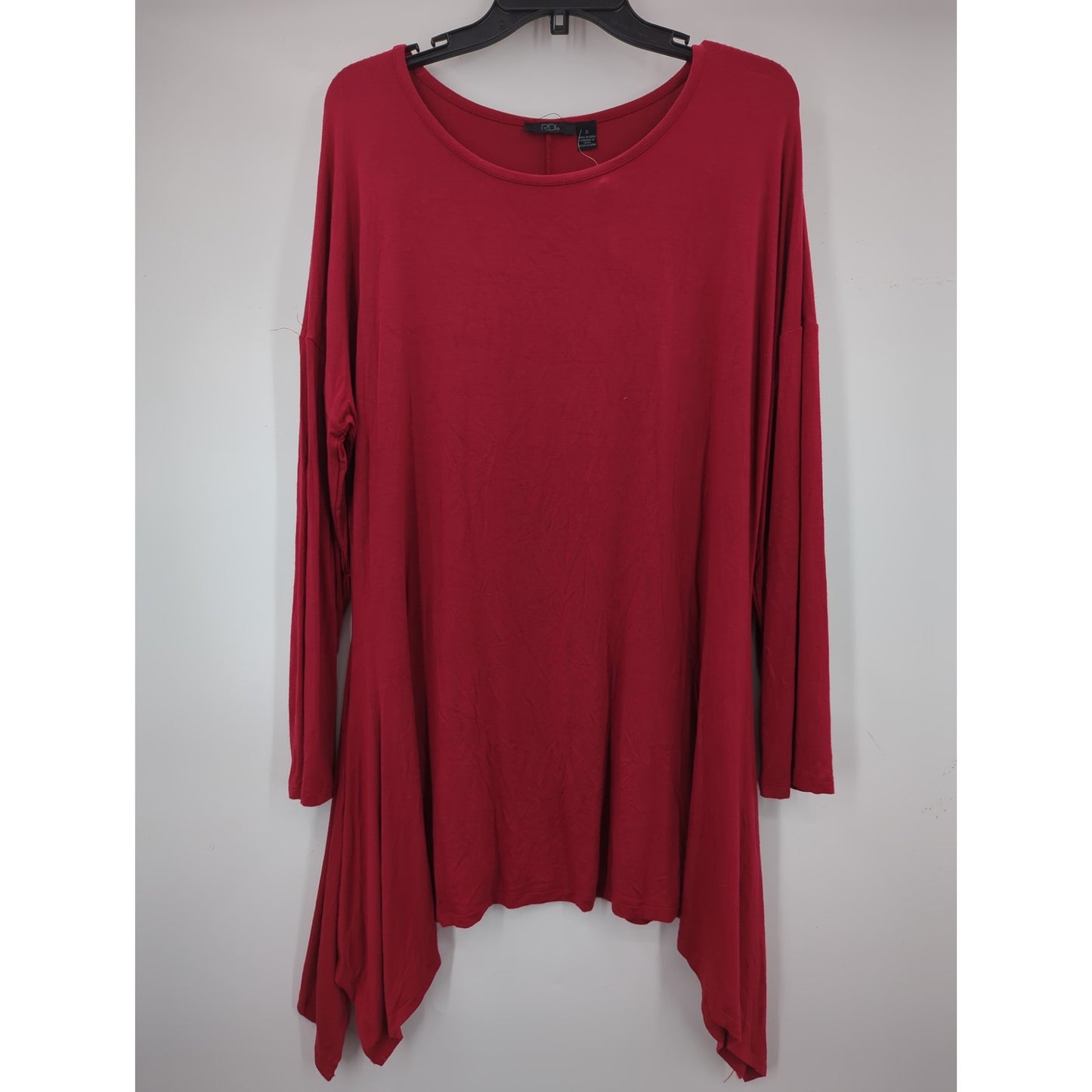 RDI Women's NWT Size 1X Red Hanky Hem Tunic Top Sharkbite Soft Knit