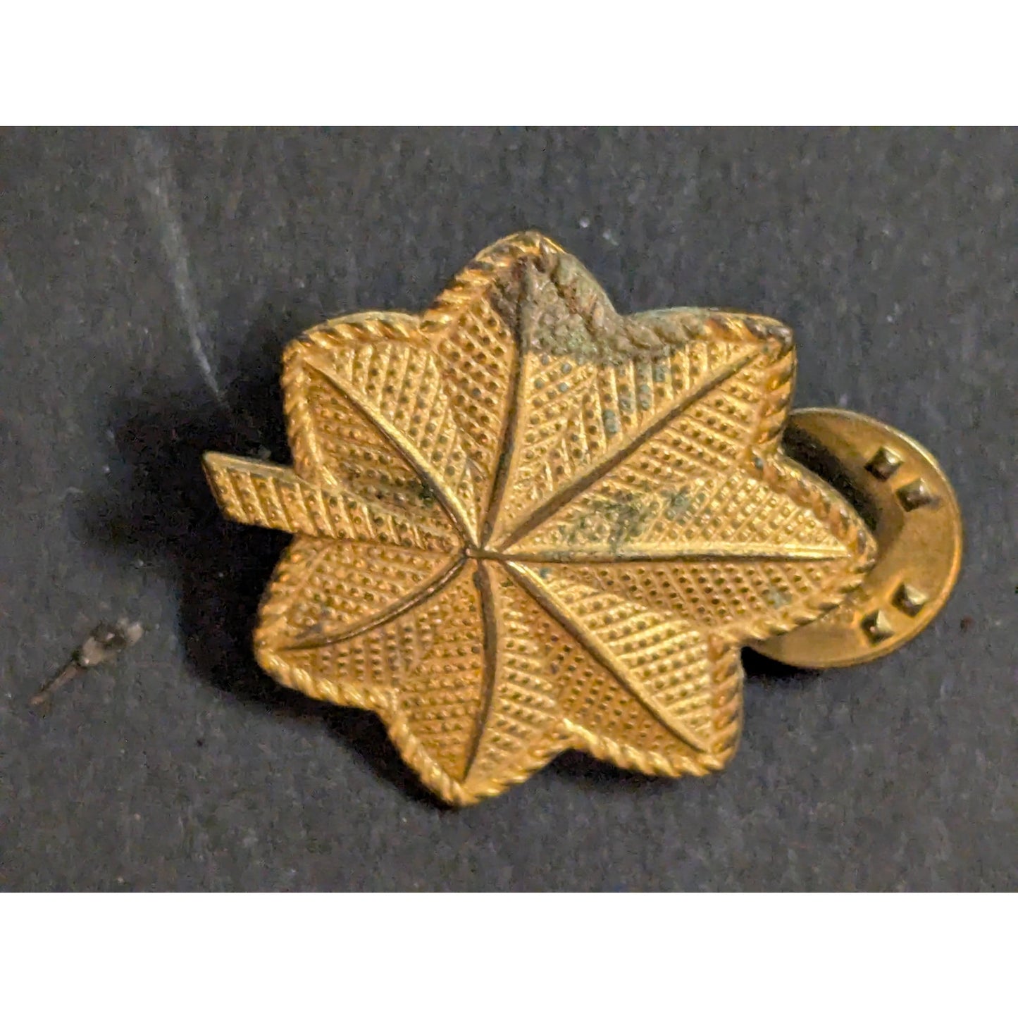 Vintage Vanguard Gold Oak Leaf Rank Insignia Pin US Military Major LCDR