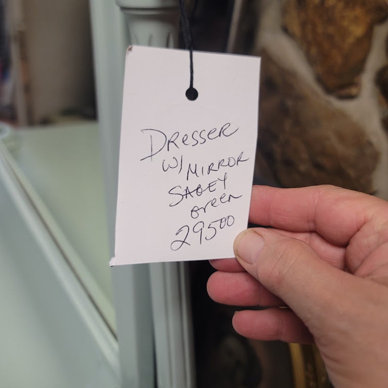 Secondhand Sandies: Vintage dresser with mirror