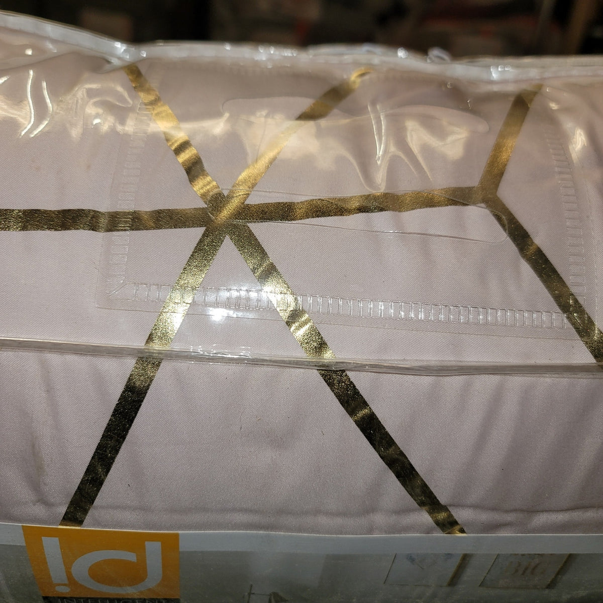 Intelligent Design Khloe Metallic Printed Set QUEEN Pink Gold comforter shams
