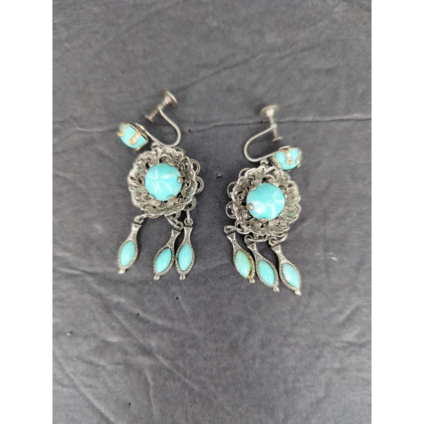Vintage Y2K Turquoise Silver Tone Filigree Chandelier Screw Back ClipOn Earrings