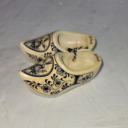 Mini Pair wood blue cream clogs HOLLAND delft  3.5" Windmills