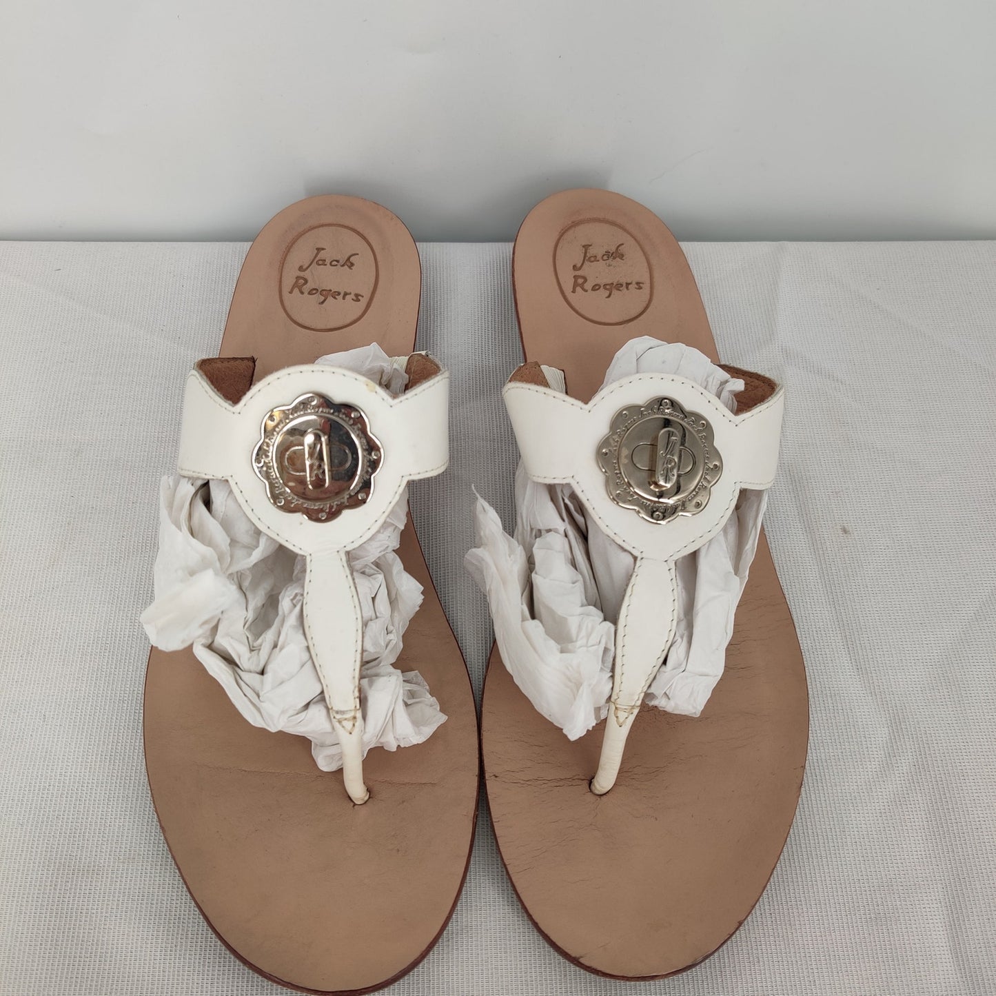 Jack Rogers White Platinum Medallion Flat Sandals Size 10 Preppy Resort