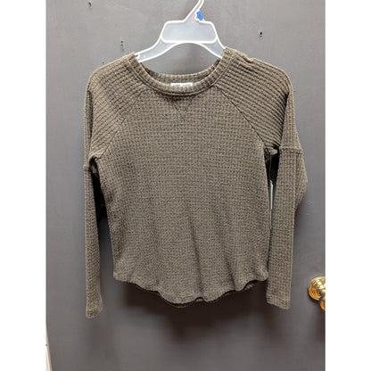 Sweet Romeo thermal waffle knit SMALL petite forest long sleeve round hem top