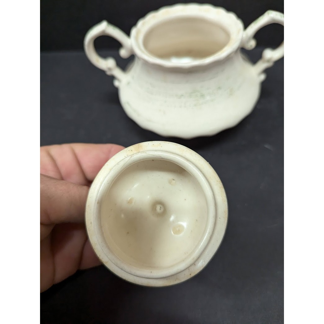 RETIRED Vineyard by Metlox Poppytrail Vernon Sugar Bowl & Lid 4 5/8"
