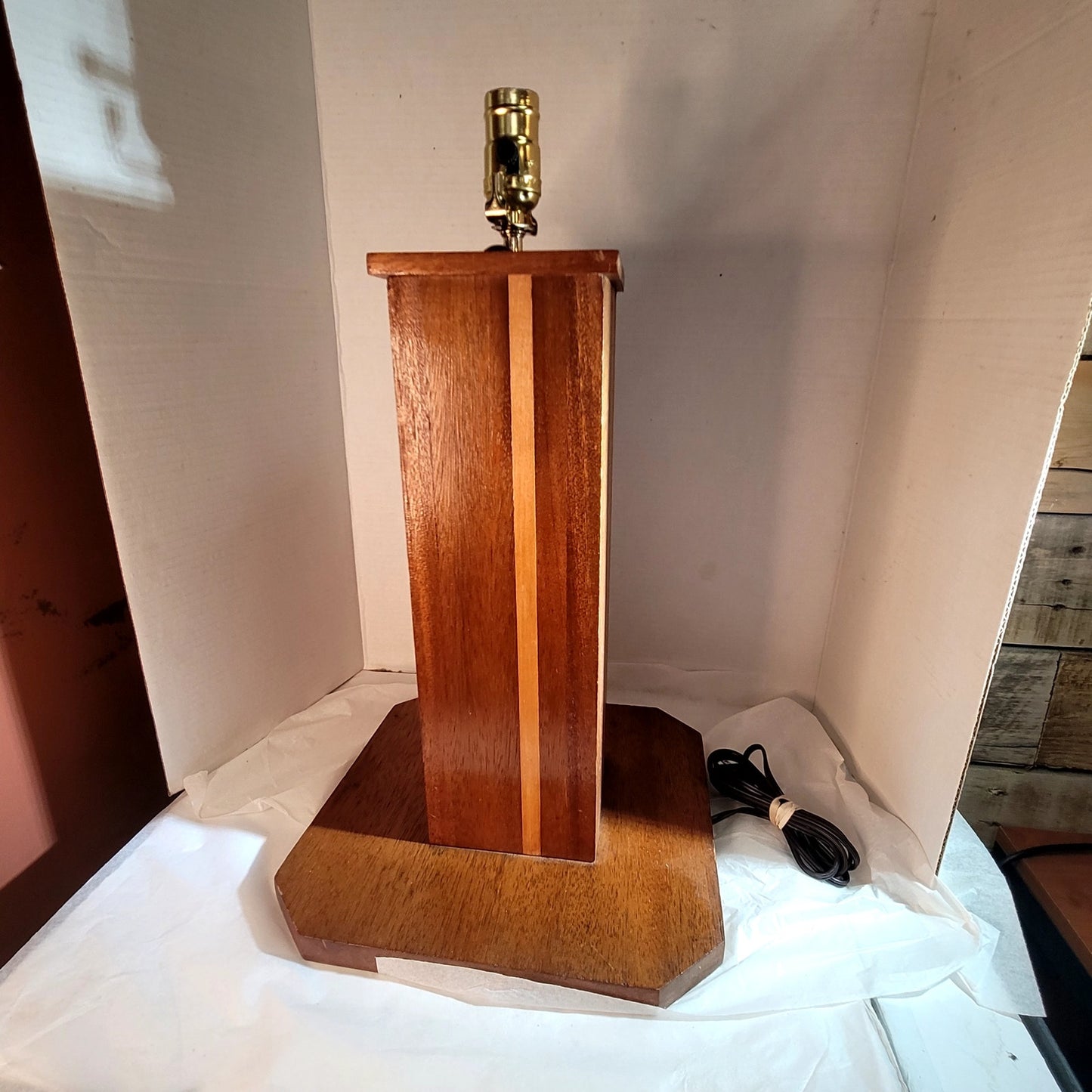 MCM Inlaid Wood Pillar Table Lamp on base Two Tone Mid-Century Modern MCM