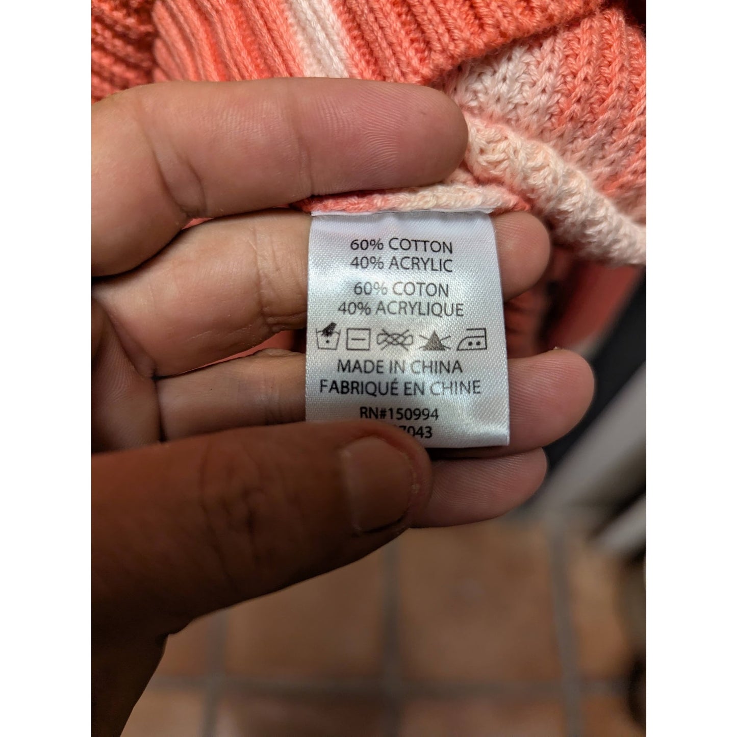 Belle by Belline knit kangaroo pocket sweater hooded Size Small Terracotta white