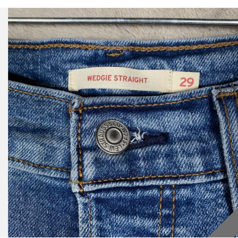 Levis Wedgie Straight Jeans Women's 29 High Rise Button Fly Medium Stone Wash