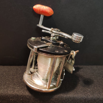 Fishing REEL Vintage Penn Leveline 350 Salt water USED