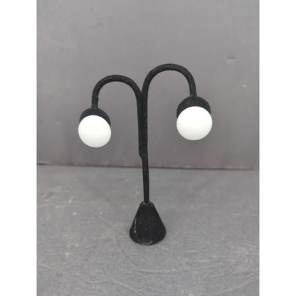 Vintage White Round Flat Disc Screw Back Earrings Retro Jewelry