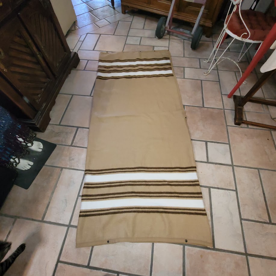 Biederlack Cuddle Blanket One Size Tan Striped Snaps Cabincore Retro