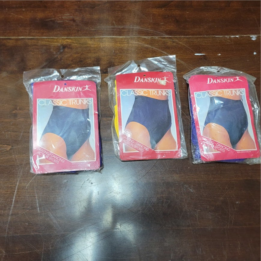 Vintage Danskin Trunks Style 81 Dance Gym Size Medium LOT OF 3 yellow purple 80s