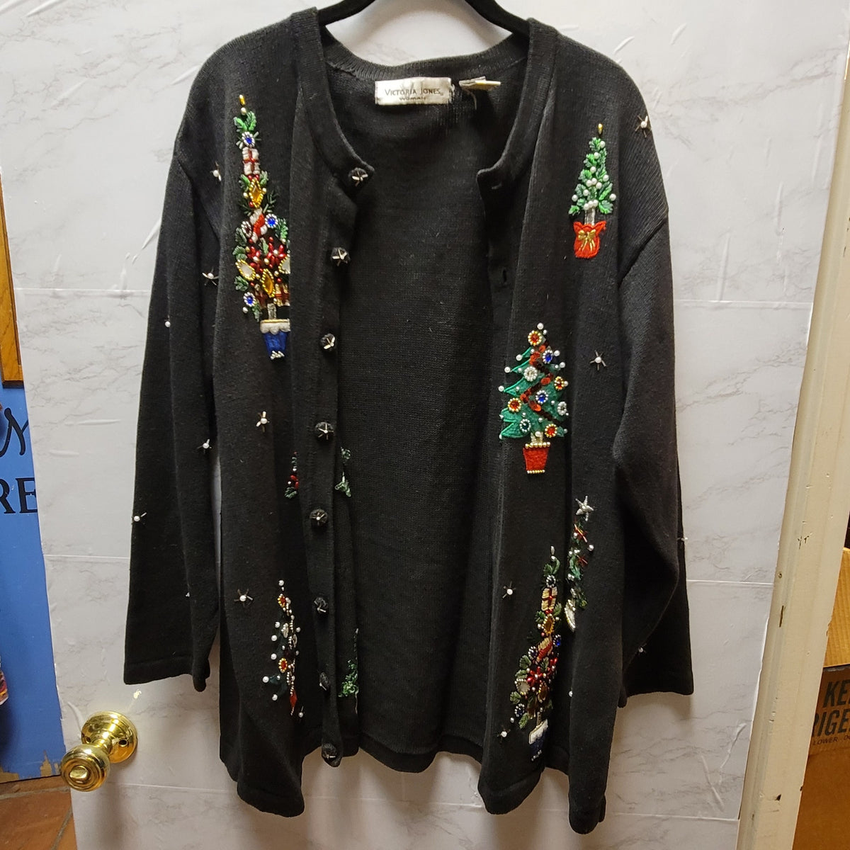 Victoria Jones Size 1X Chirstams long sleeve sweater cardigan button Holiday