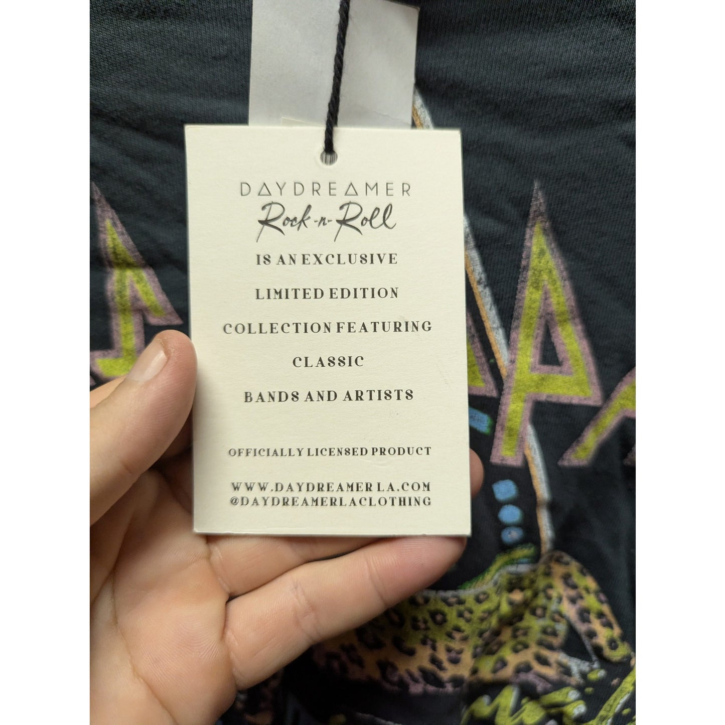 Daydreamer NWT Gray Def Leppard Graphic Hoodie Sweatshirt Small
