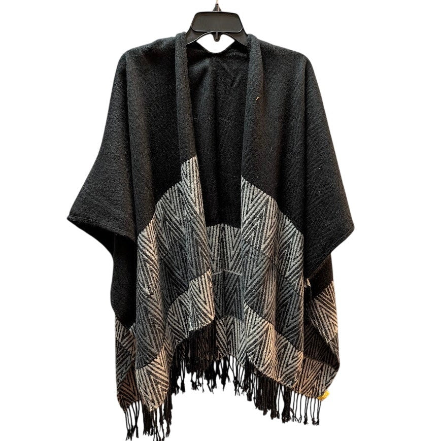 One Size Black Gray Silver Knit Fringe Sweater Poncho Cape Boho Chic Wrap