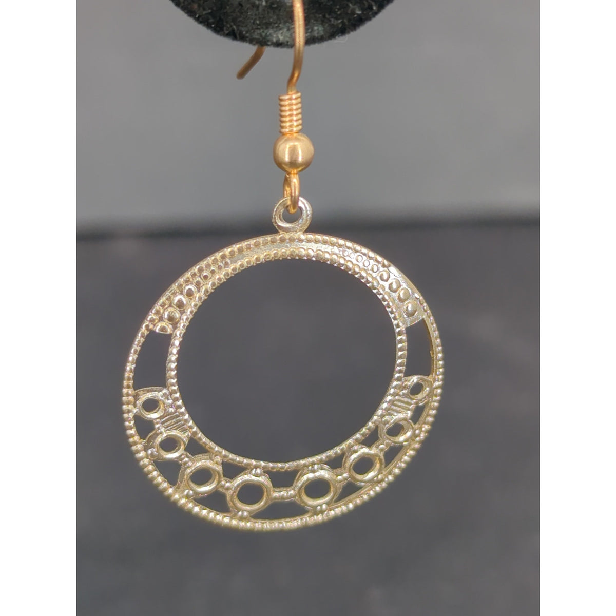 Gold Tone Openwork Filigree Circular Hoop Dangle Earrings