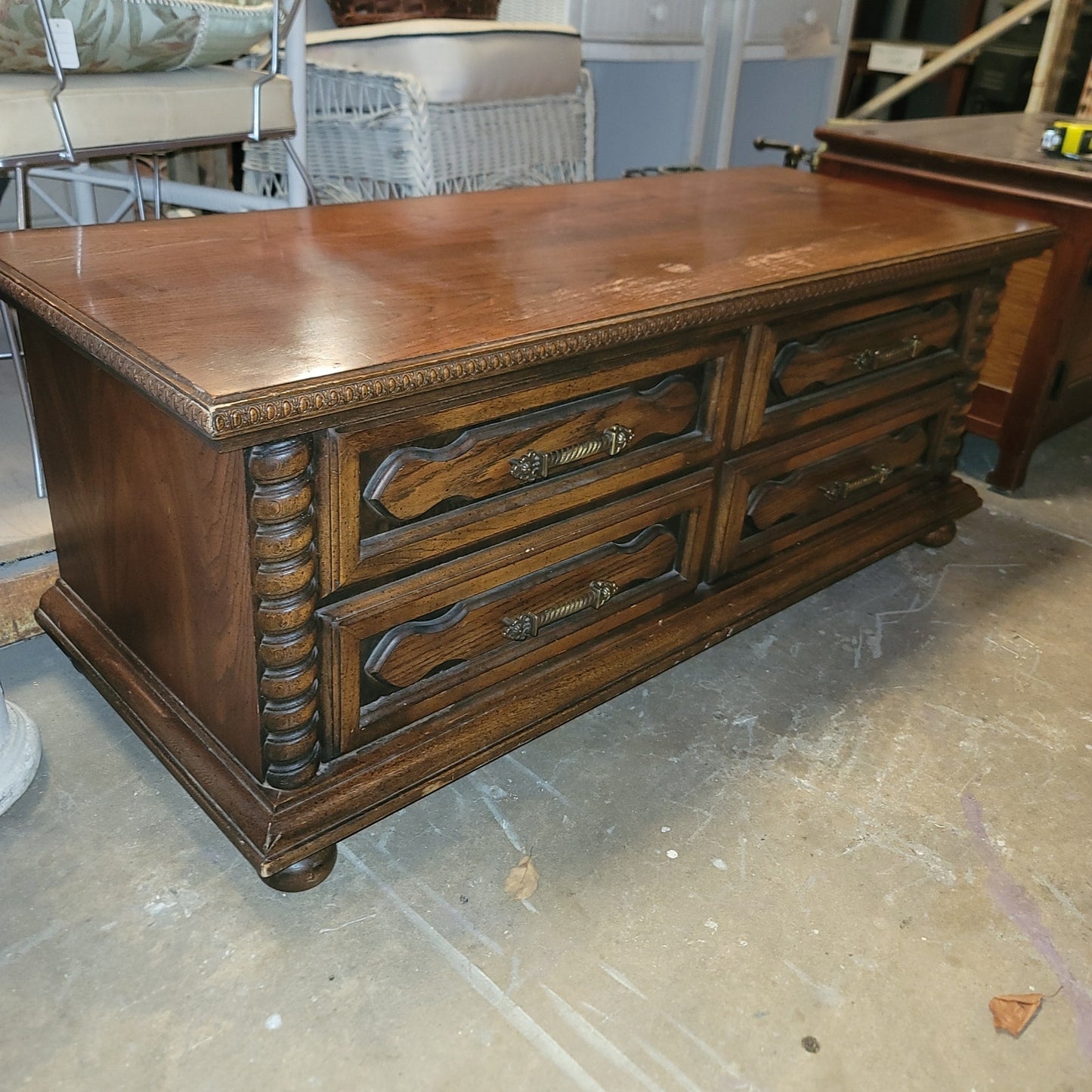 Secondhand Sandies: Lane Cedar line chest trunk bench
