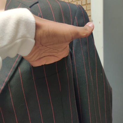 Vintage Mens SoHo Black Red Pinstripe 3 pc Suit 40R Jacket Pants Vest Dandy