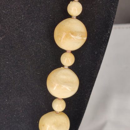 Vintage Mid Century Cream Marbled Disc Statement Necklace 16 Inch