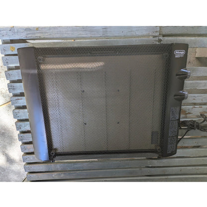 Delonghi Wall mount Heater HMP 1500 120V 60HZ 1500 watts Preowned NICE