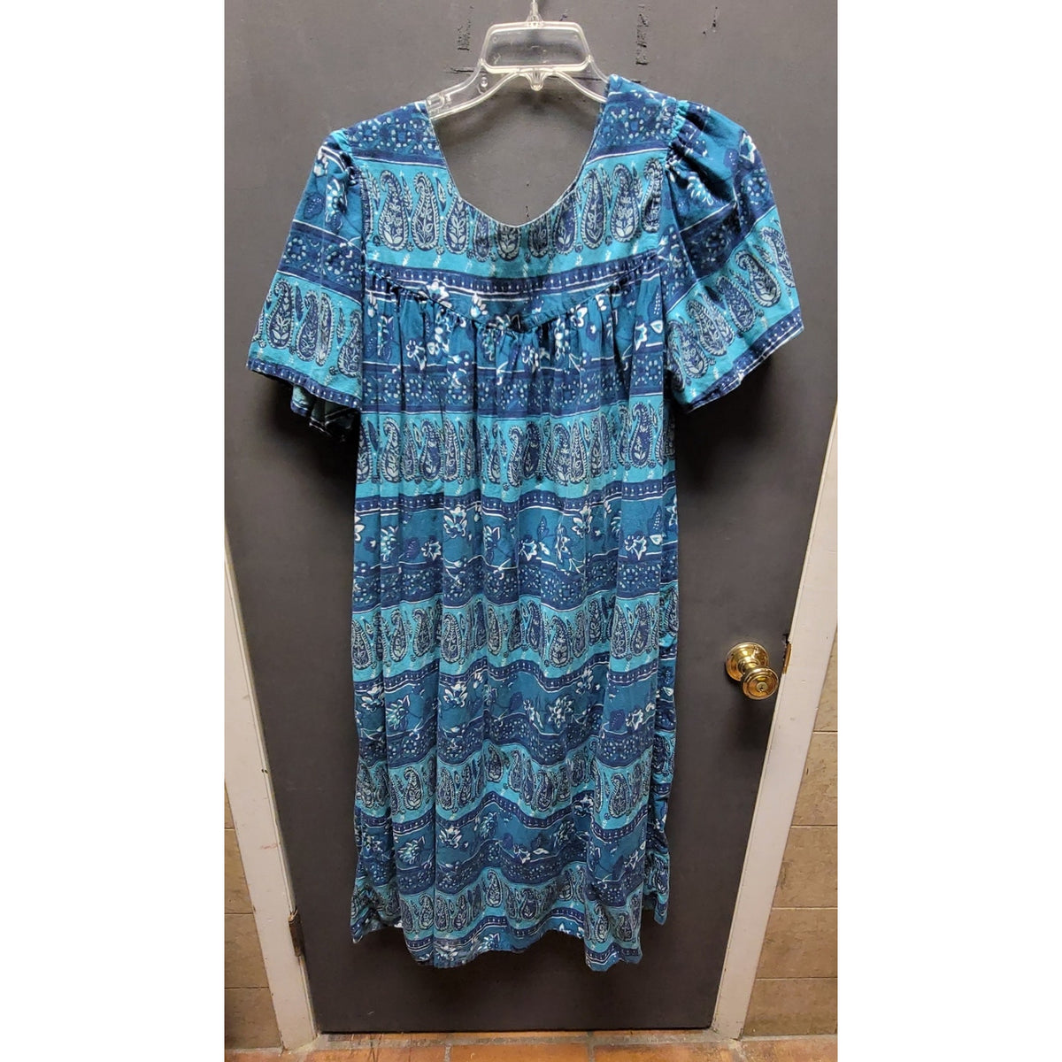 Vintage Phases XL short sleeve paisley housedress pockets cozy cotton kaftan