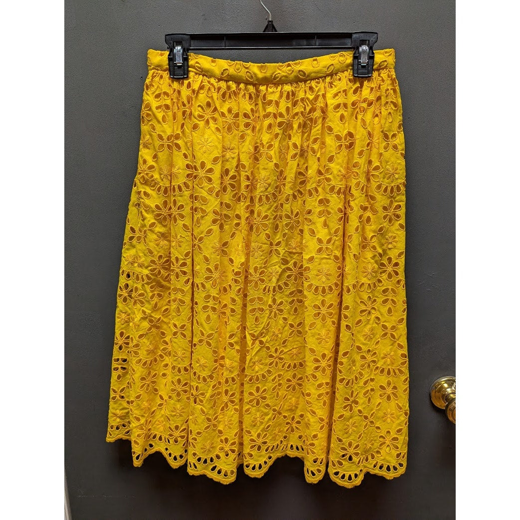 J. Crew Eyelet Yellow Style AK111 Skirt  Size 4 casual summer pockets scalloped