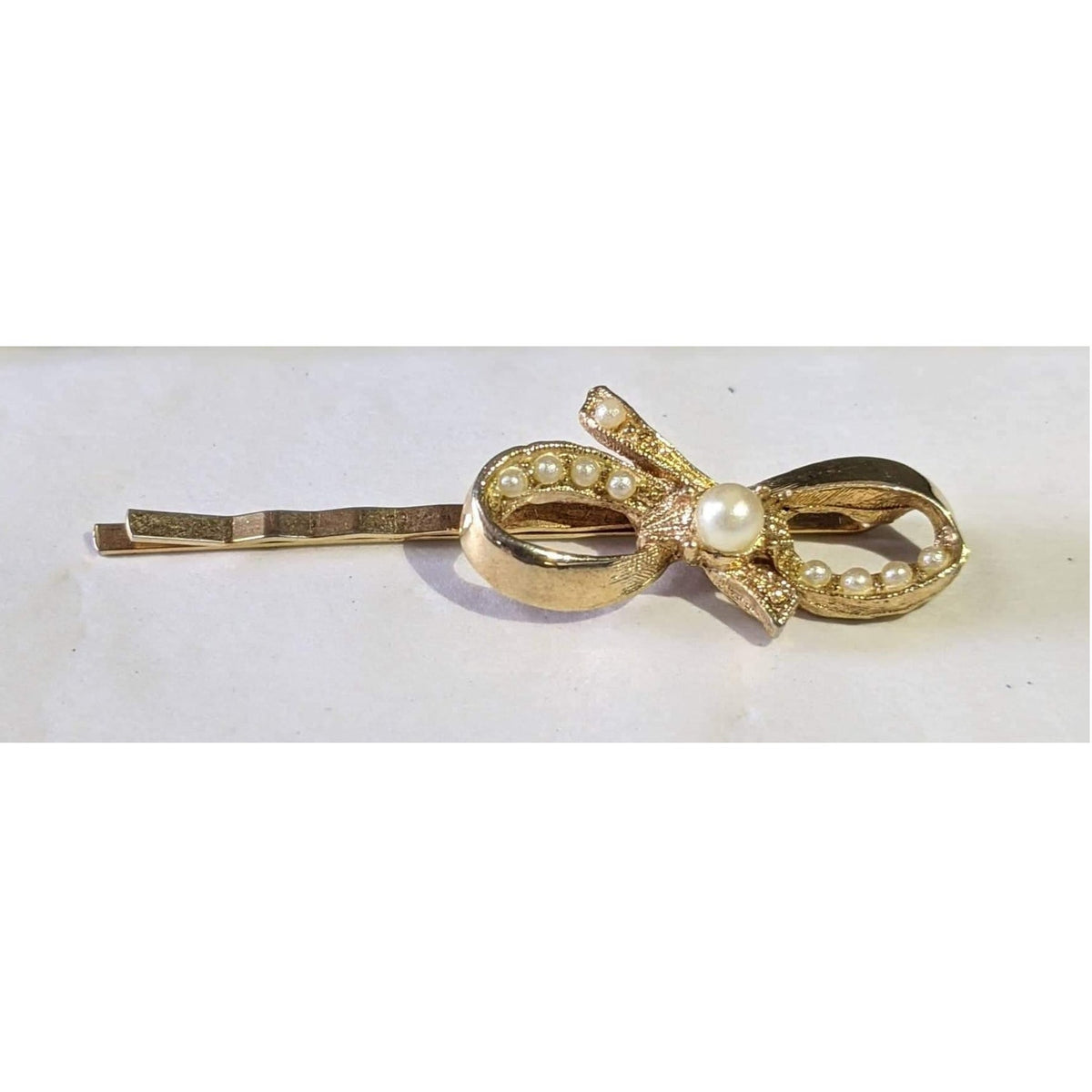Vintage Faux Pearl Knot Goldtone Hair Pin