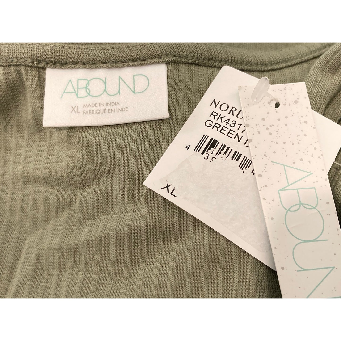 Abound V-Neck Button Front Short Sleeve Top Sz XL/Extra Large in Green Dune NWT