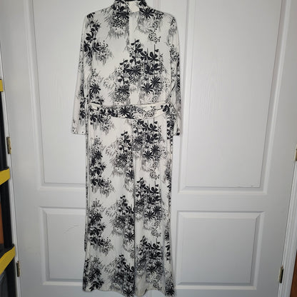 Vintage blackwhite polyester Jumpsuit LARGE Long Sleeve Obi Belt Full Zip Floral