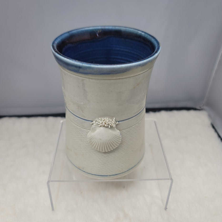 Wakulla Clay '86 Handmade Art Studio Pottery Vase Tumbler White Blue Sea shell