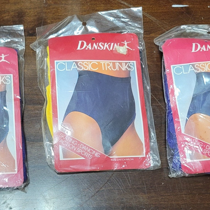Vintage Danskin Trunks Style 81 Dance Gym Size Medium LOT OF 3 yellow purple 80s