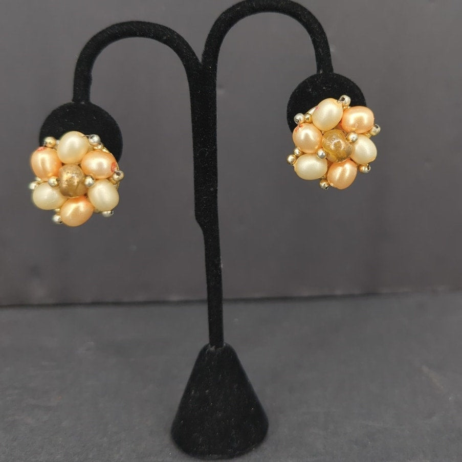 Vintage Faux Pearl Rhinestone Cluster Gold Tone Clip On Earrings Hong Kong