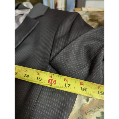 Tahari Arthur S. Levine Petite Charcoal Gray Pinstripe Peplum Blazer 6P Classic
