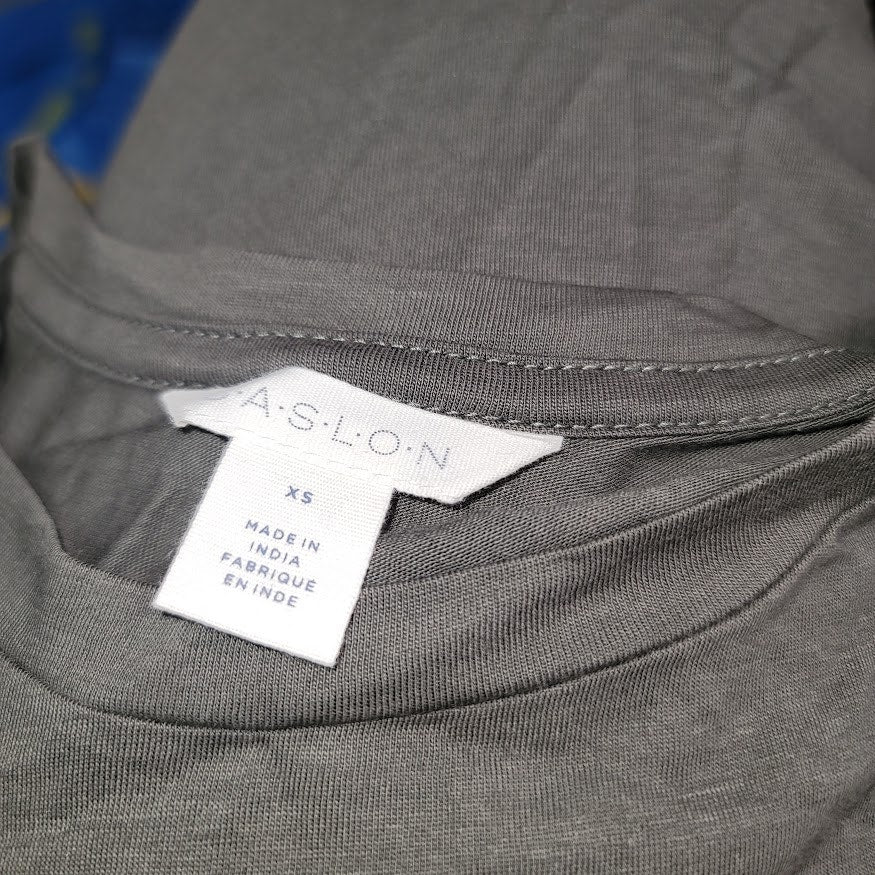 Caslon Women's Long Sleeve Scoop Neck Pima Cotton Tee in Grey Beluga XS NEW $29