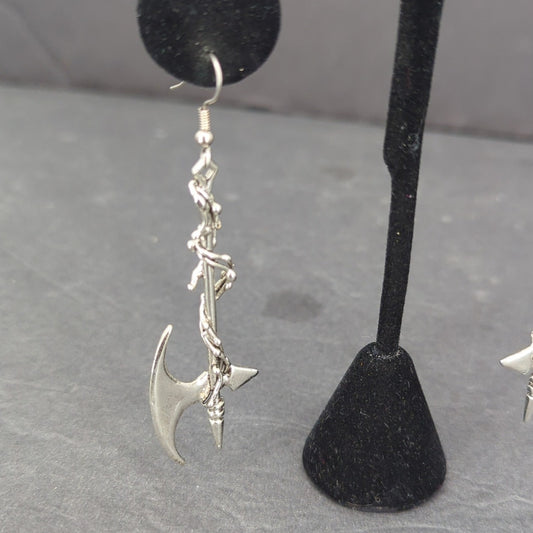 Vintage Silver Tone Battle Axe Dangle Pierced Earrings Gothic Edgy RenFaire