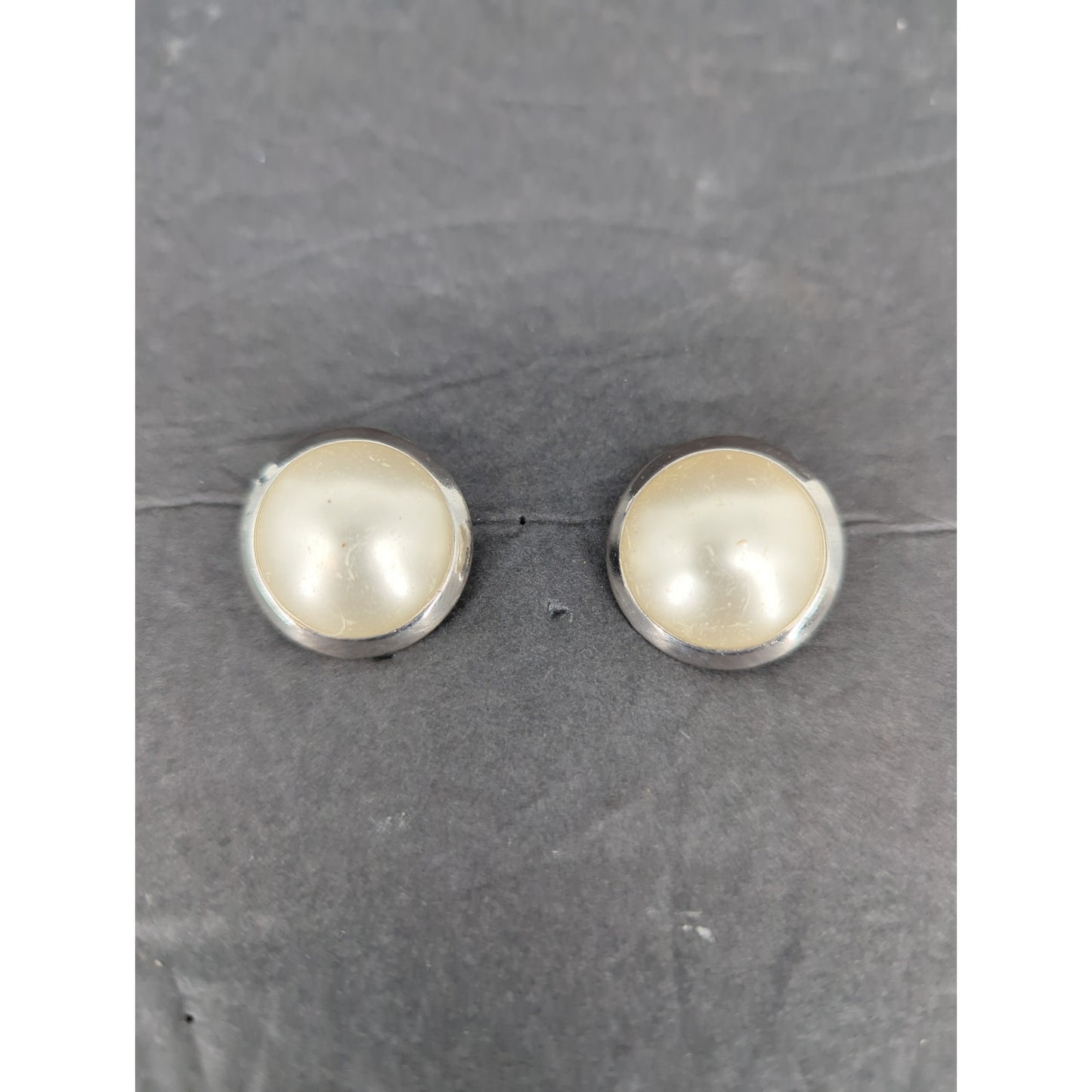Vintage Cream Faux Pearl Silver Tone Clip On Earrings Classic Minimalist