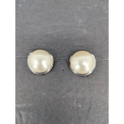 Vintage Cream Faux Pearl Silver Tone Clip On Earrings Classic Minimalist