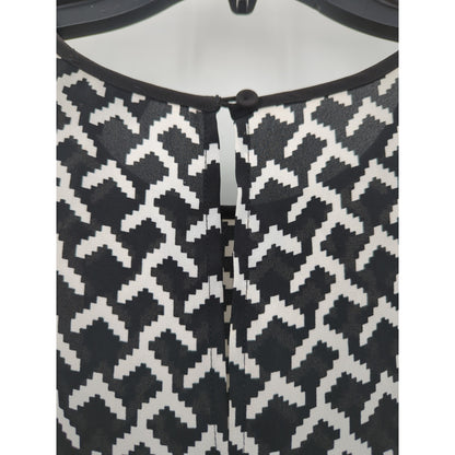 The Limited Black & White Geometric Split Back Tunic Tank Top Small
