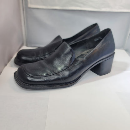 Mootsies Tootsies Black Low Heeled Slip On Womens Shoes Size 10