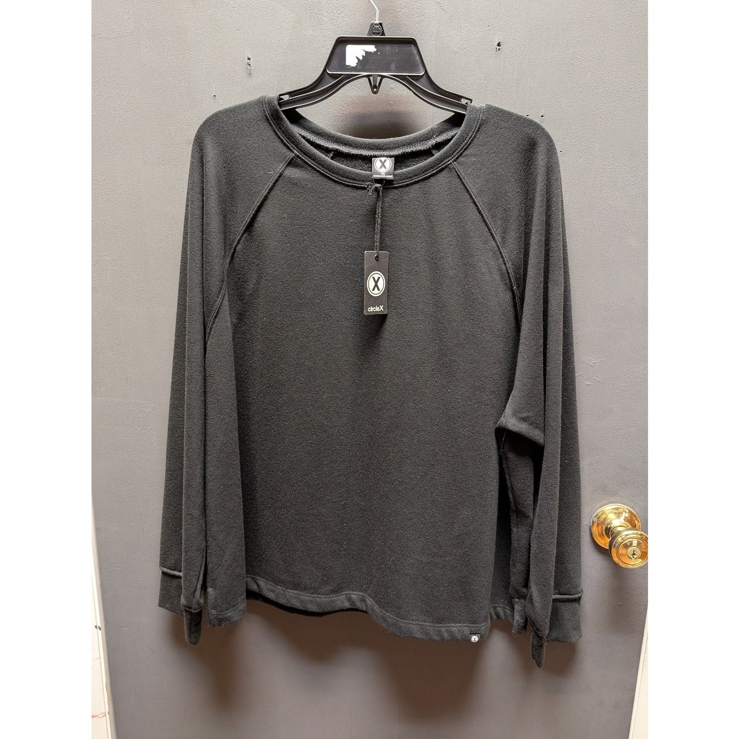Circle X Size Womens 1X Gray long sleeve top sweatshirt NEW crew neck pullover