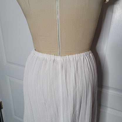Vintage Roberta 2 Piece white skirt set peasant Cotton Blend Lace Med/ Large