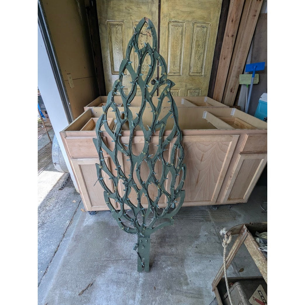Secondhand Sandies: Set of 3 Wood Christmas Trees Outdoor Decor