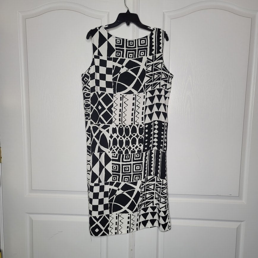 Versailles New York Black White Geometric Long tunic Side Slit Sleeveless Large