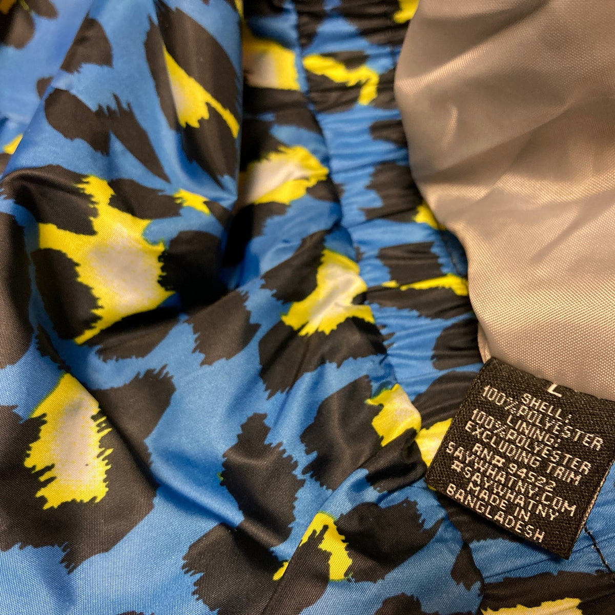 Say What? Blue Animal Print Large NEW Hooded Lightweight Zipper Jacket Raingear