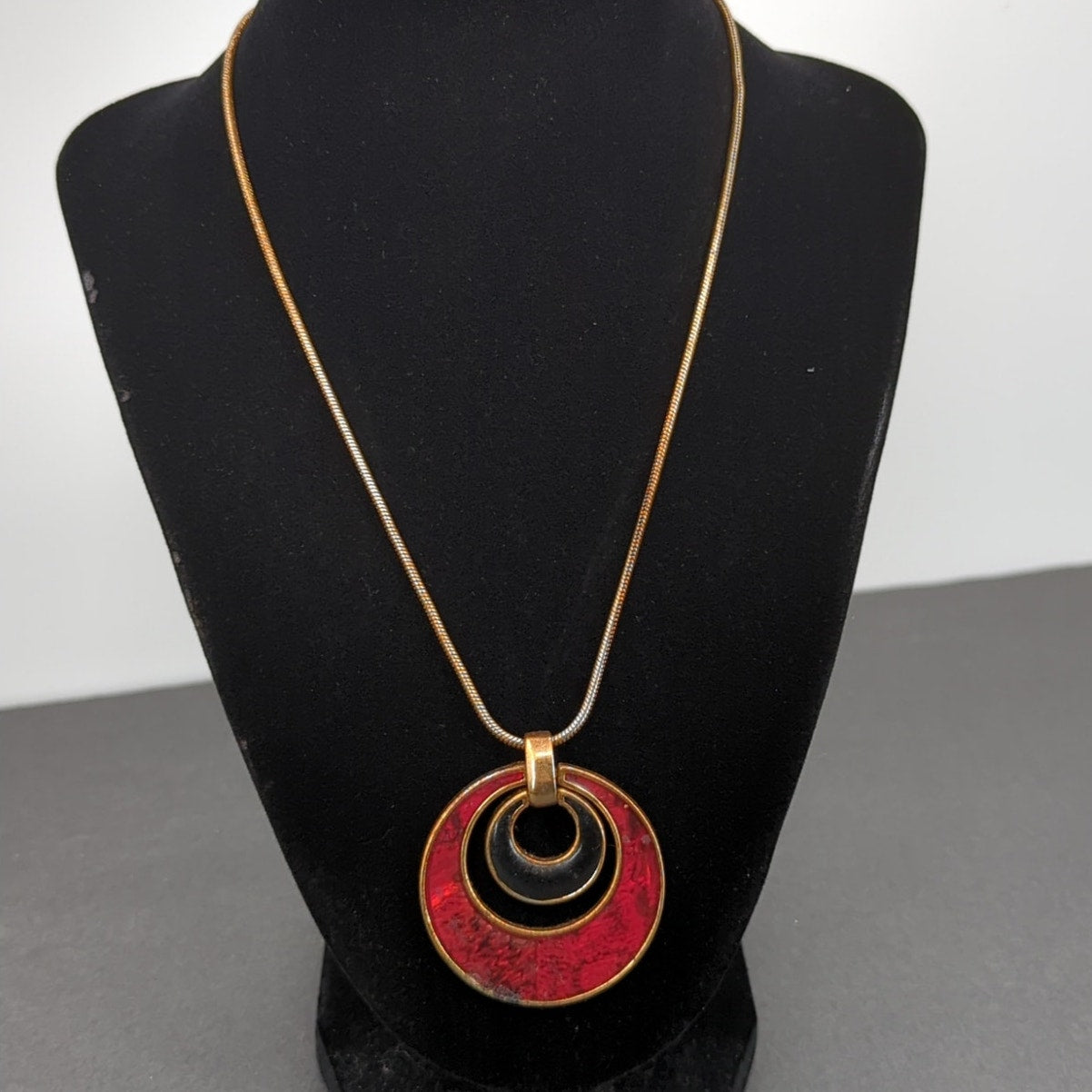Vintage Necklace statement red green goldtone serpentine snake chain pendant