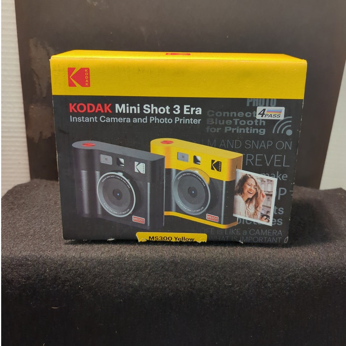 KODAK Mini Shot 3 Era Instant Camera and Photo Printer MS 300