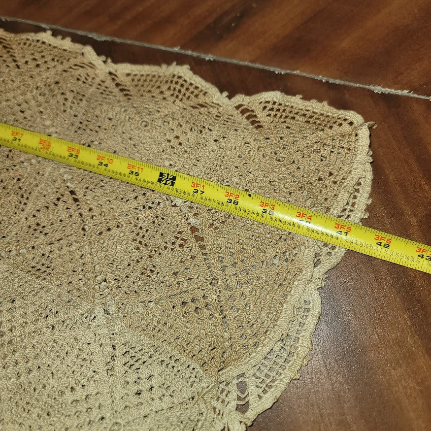 Vintage hand crocheted bedspread 80" x 60" overlay coverlet Queen / King Beige