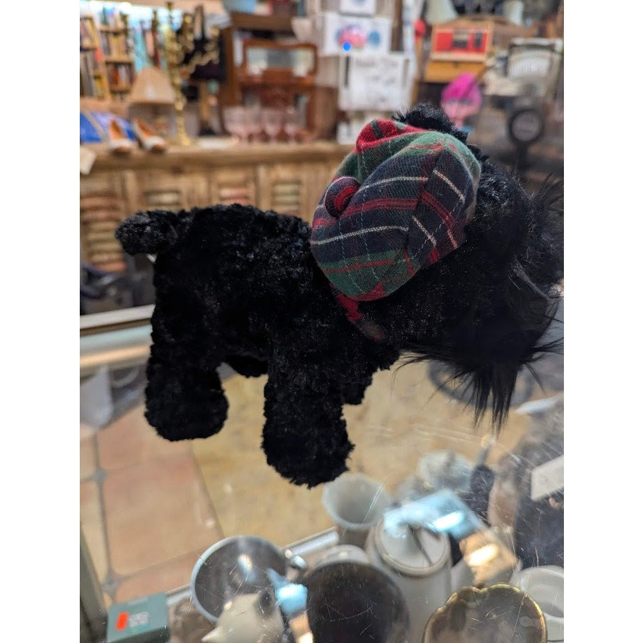 Gund Scottish Terrier stuffed dog toy Scotty 46751 w/ plaid hat and scarf
